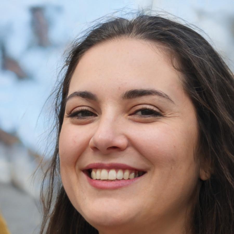 Valentina Rosenberg - Financial Strategy Lead at FuturePortalSolutions