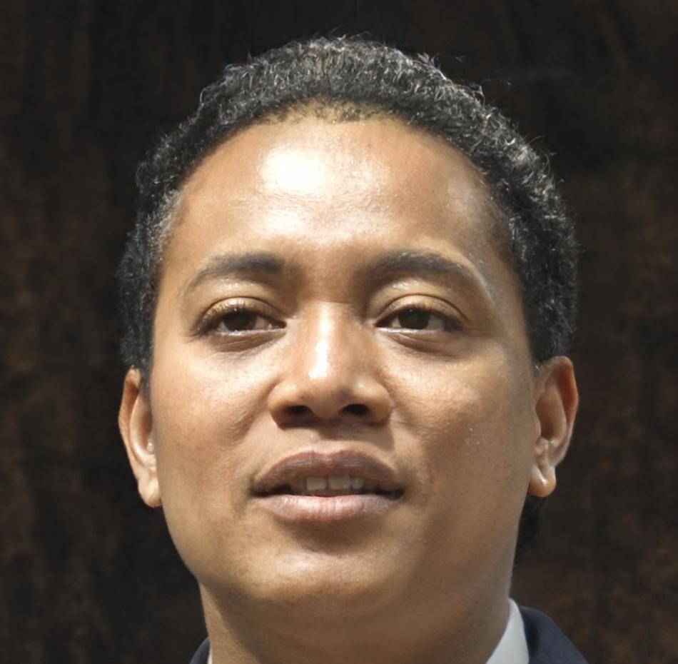 Portrait of Thiago Benevides, Investment Education Expert